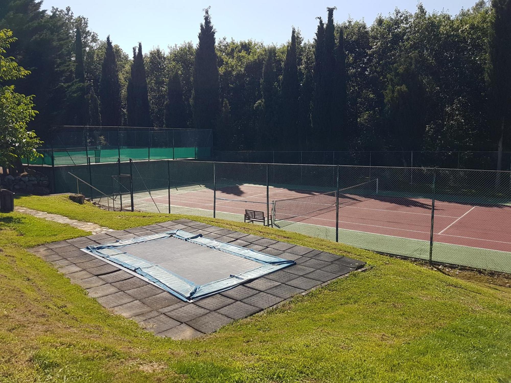 Mon Chalet En Ariege Avec Piscine Daumazan-sur-Arize Buitenkant foto